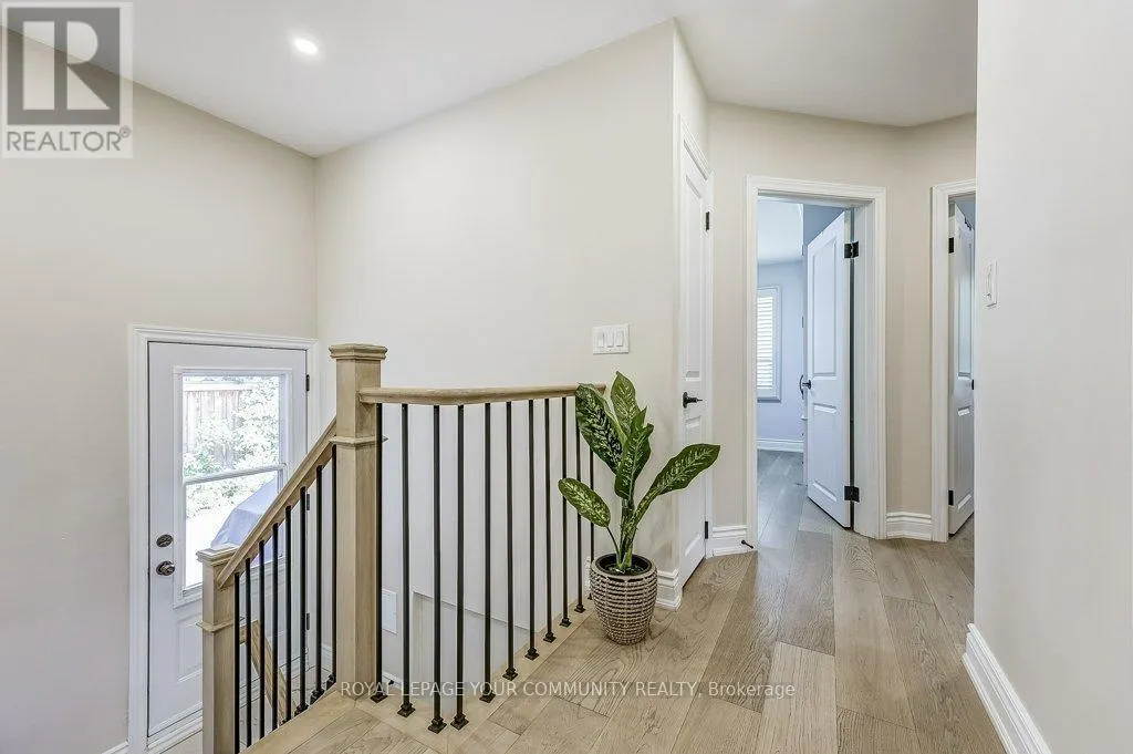 41 BRIGHTBAY CRESCENT