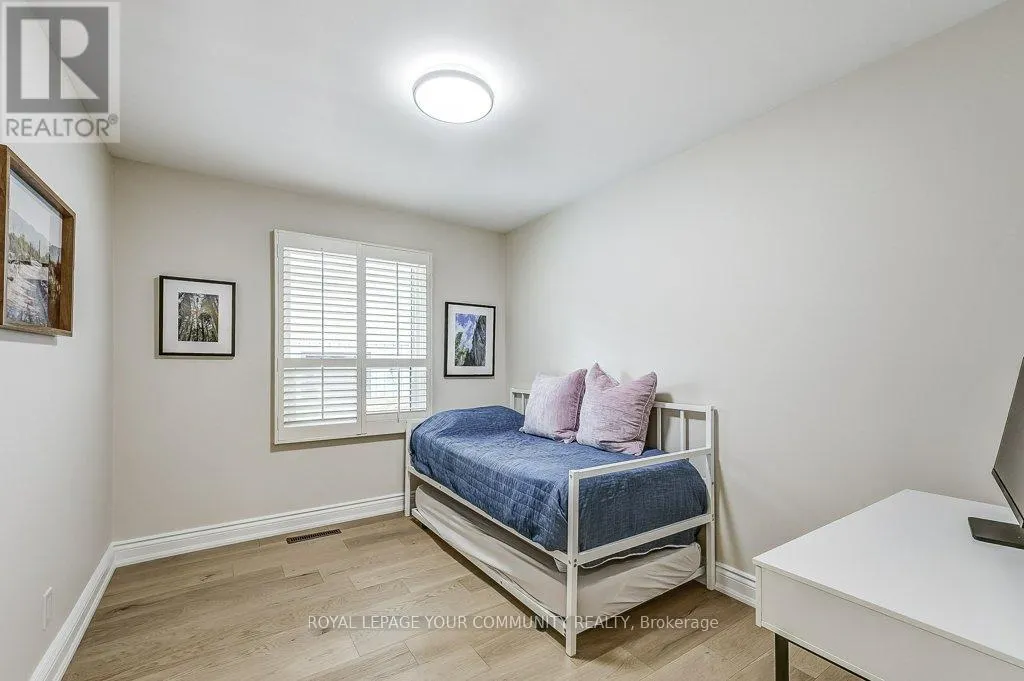 41 BRIGHTBAY CRESCENT