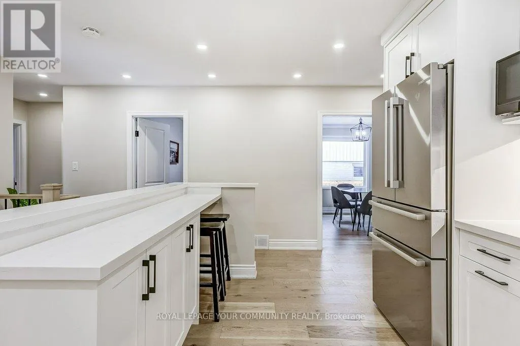 41 BRIGHTBAY CRESCENT