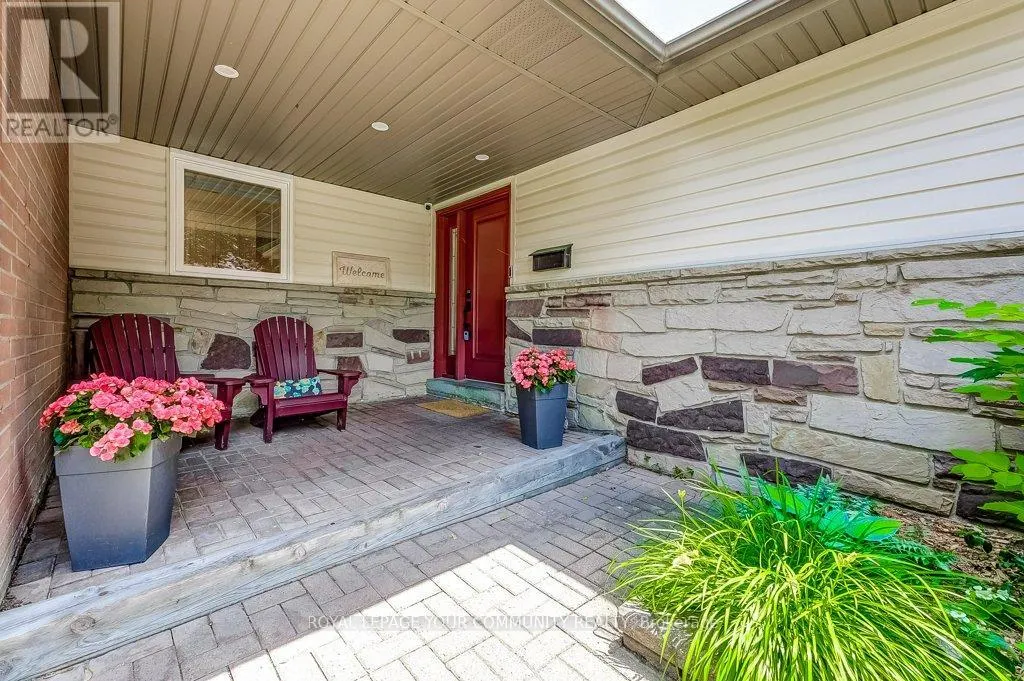 41 BRIGHTBAY CRESCENT