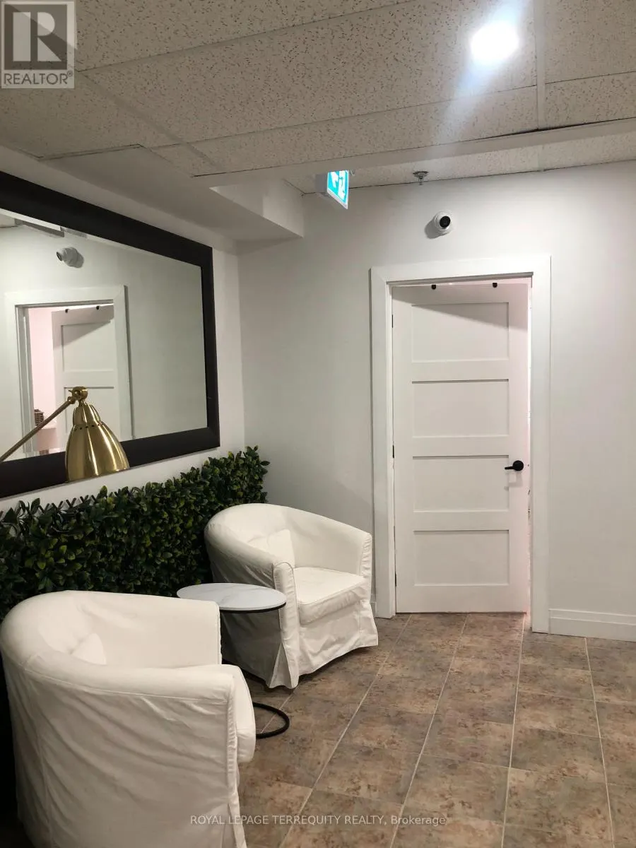 13 - 8611 WESTON ROAD