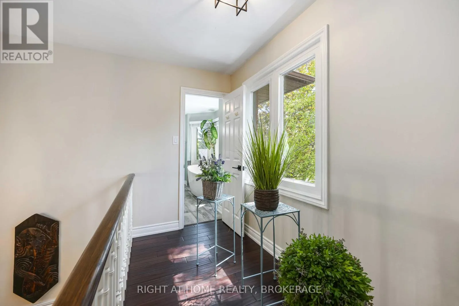 93 GORDON ROWE CRESCENT