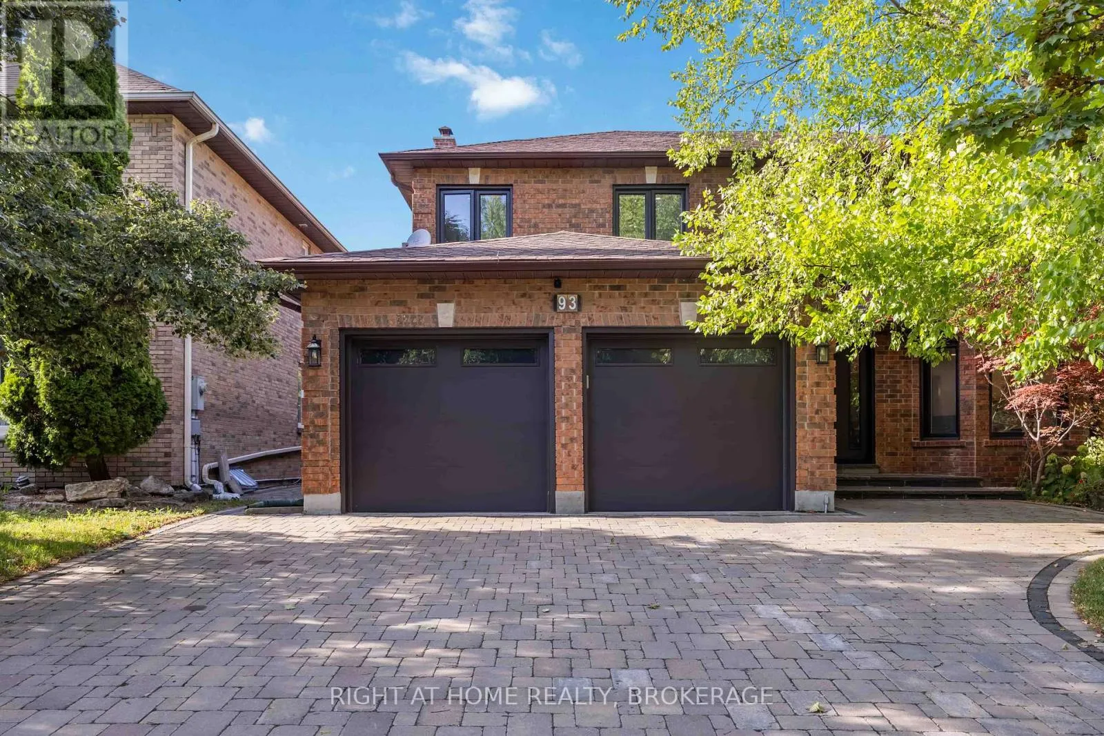 93 GORDON ROWE CRESCENT