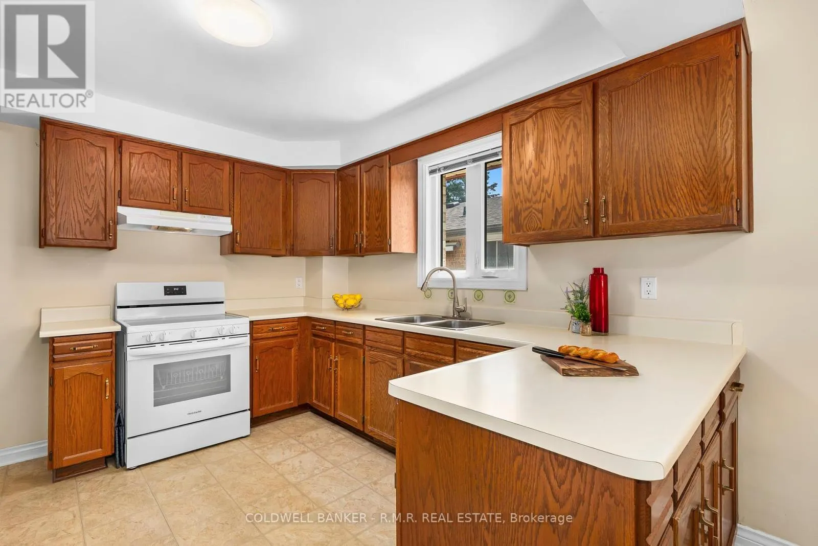 39 EWEN DRIVE