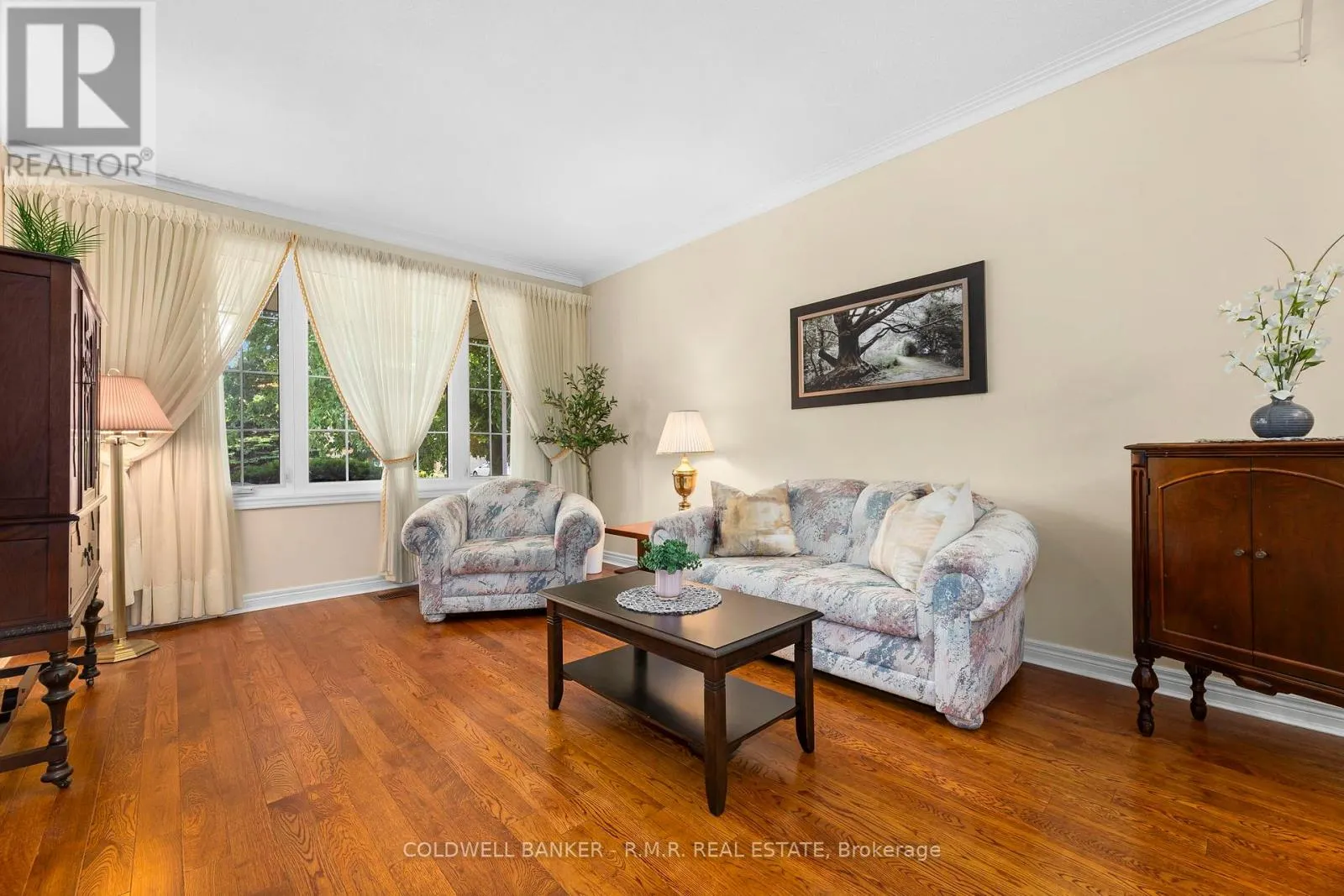 39 EWEN DRIVE