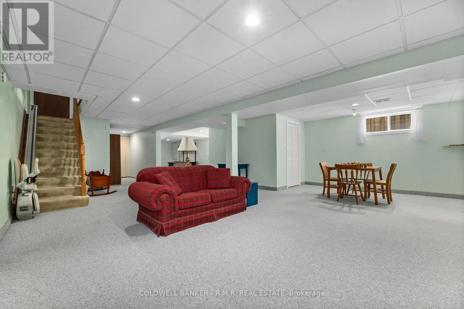 39 EWEN DRIVE
