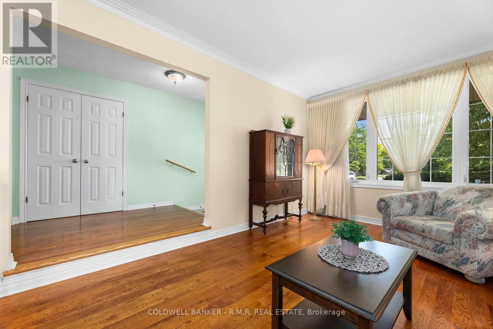 39 EWEN DRIVE