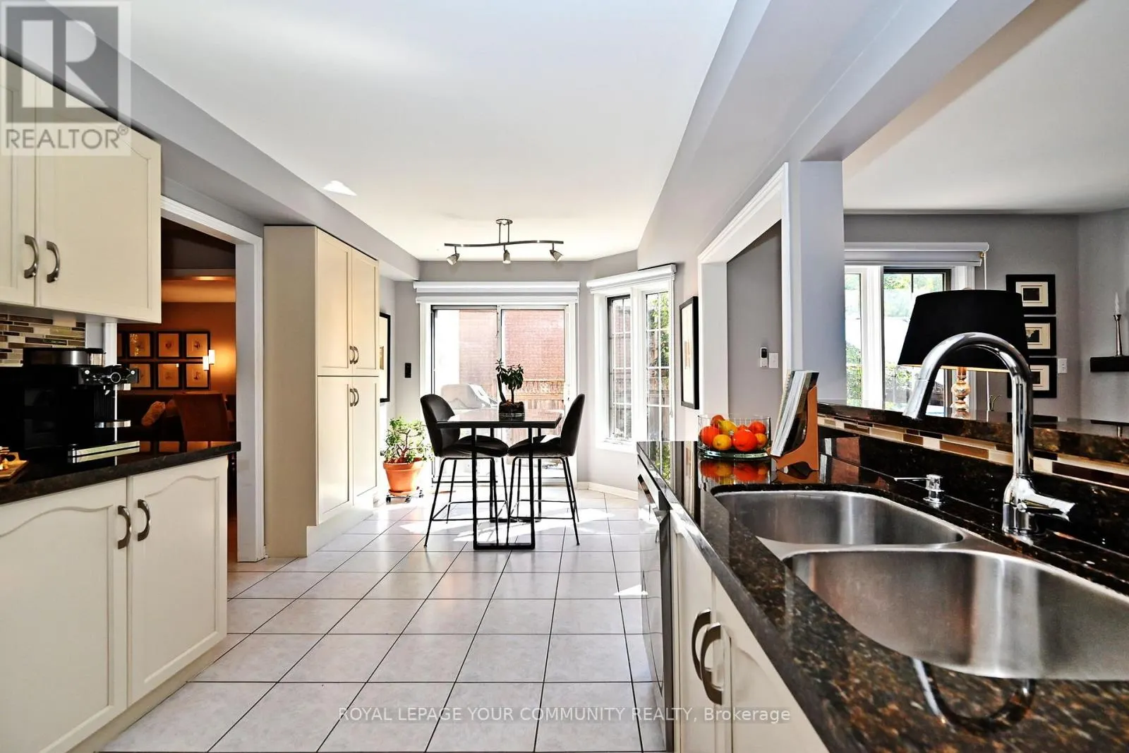 79 MUGFORD RD