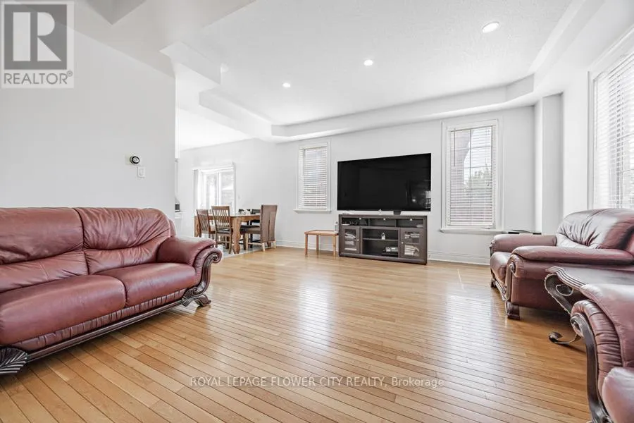 73 HOLLYWOOD HILL CIRCLE