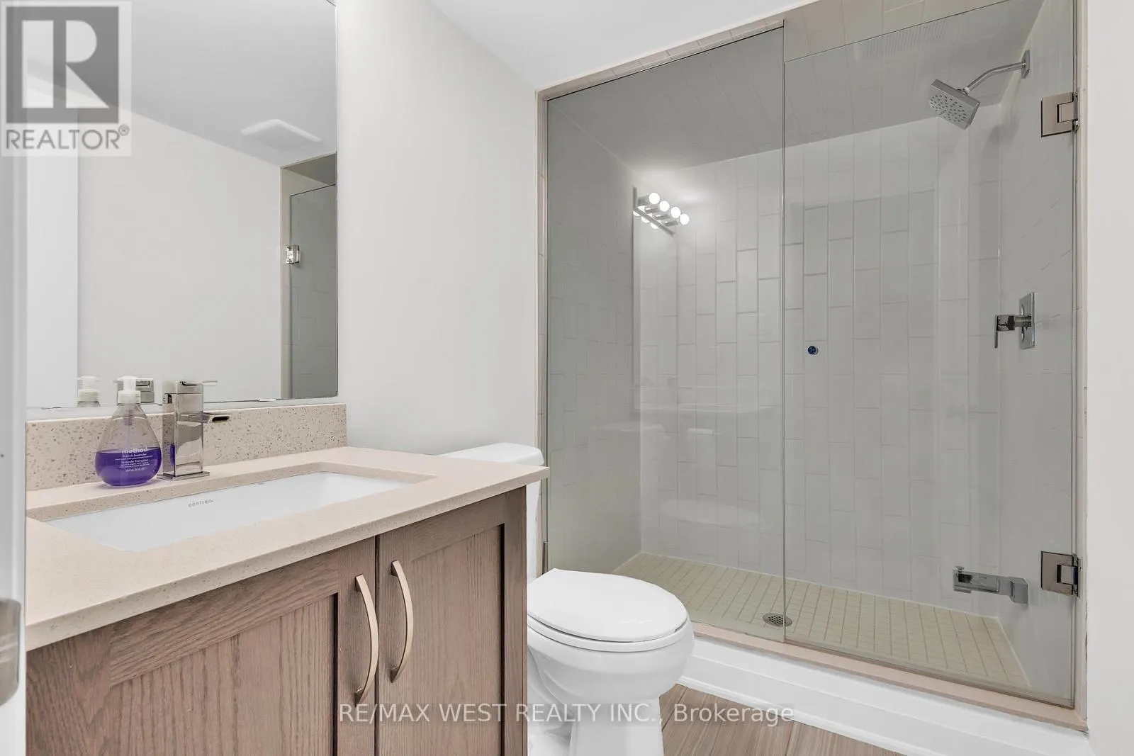 41 PELEE AVENUE