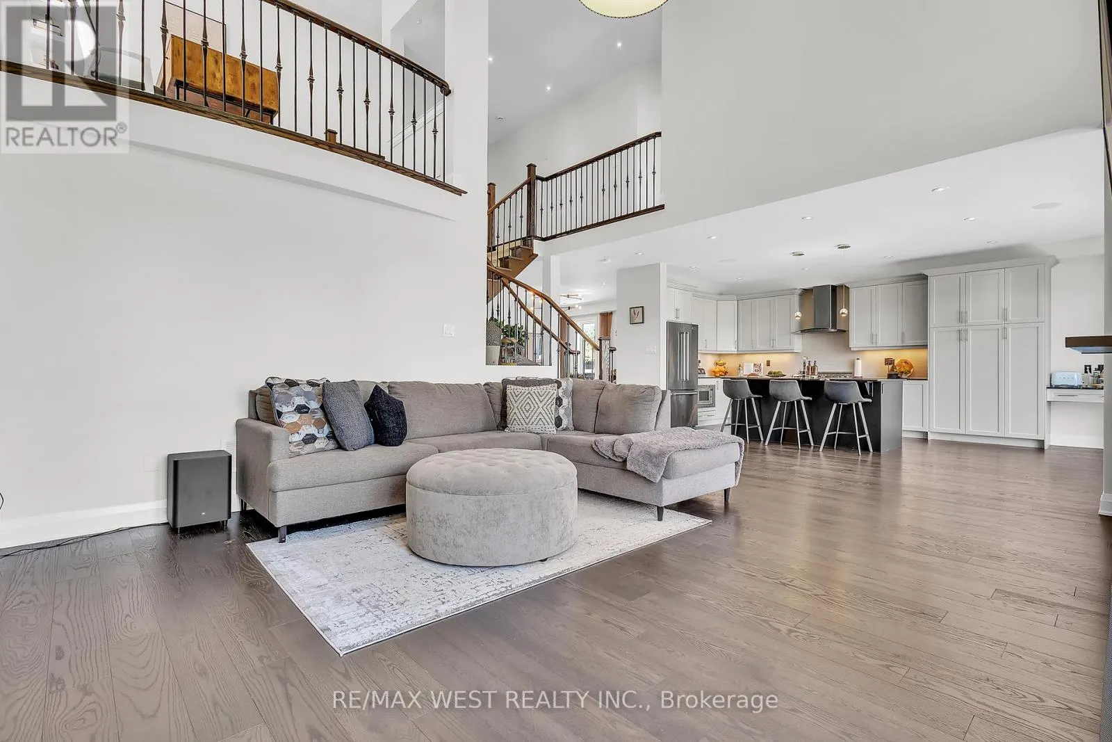 41 PELEE AVENUE