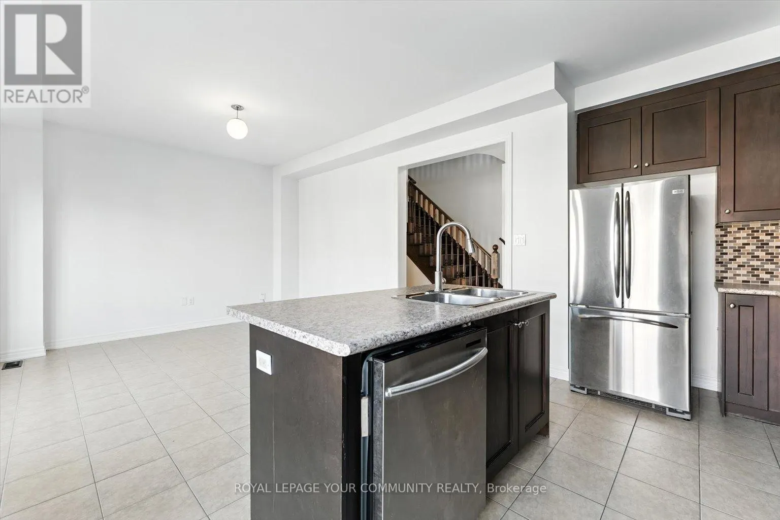23 LUCIDA COURT