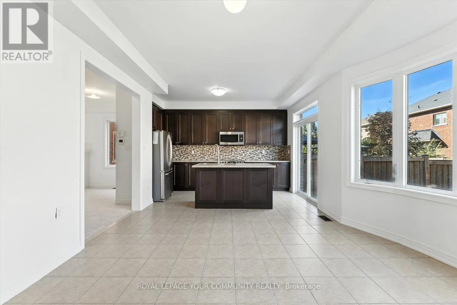 23 LUCIDA COURT