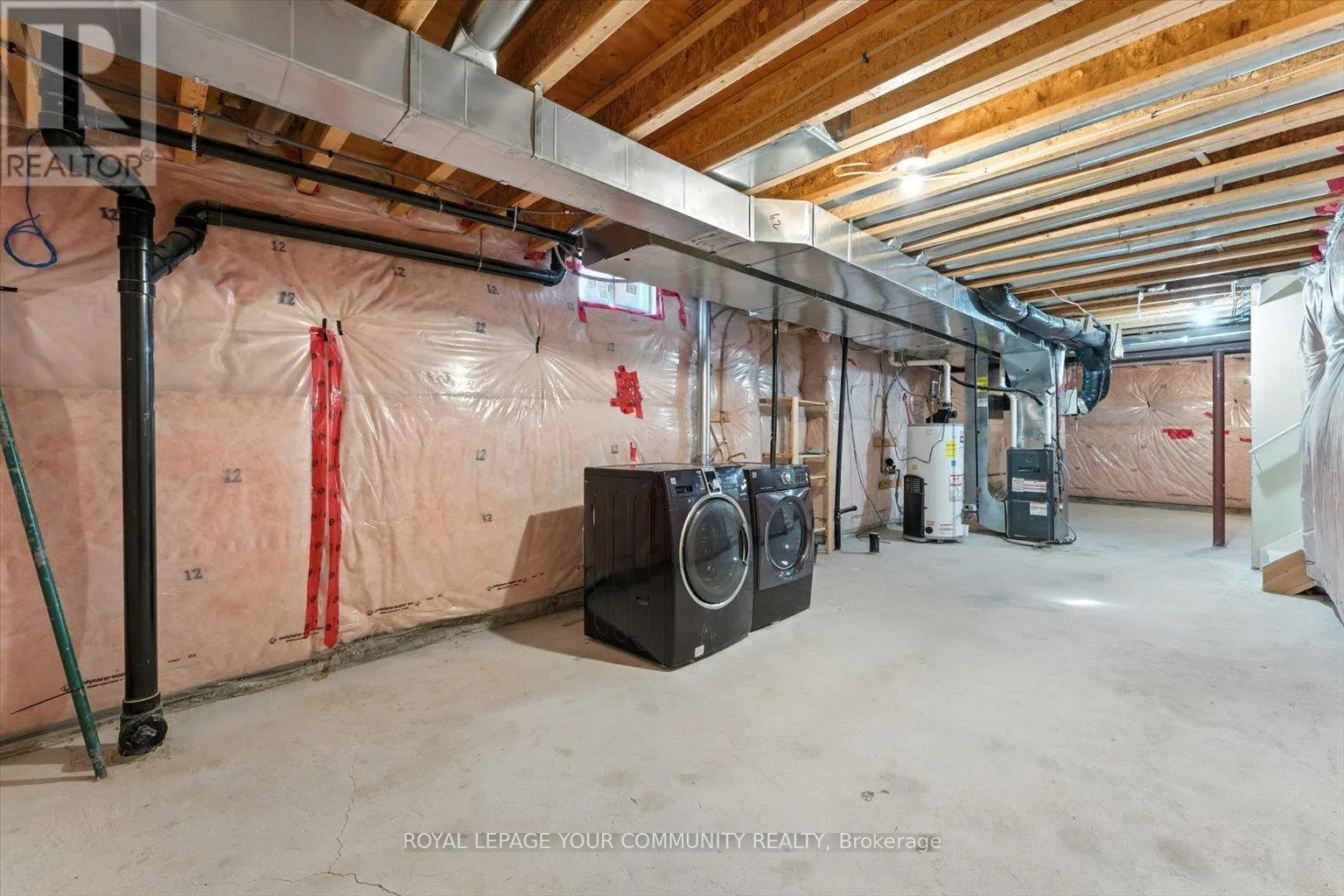 23 LUCIDA COURT