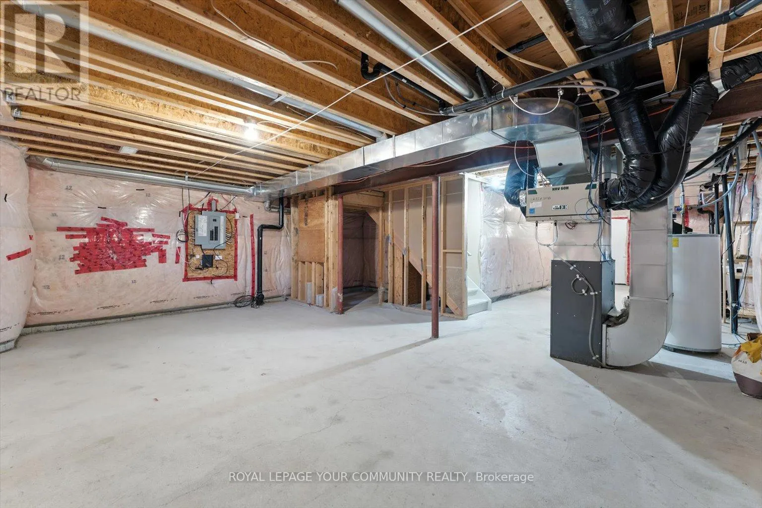 23 LUCIDA COURT