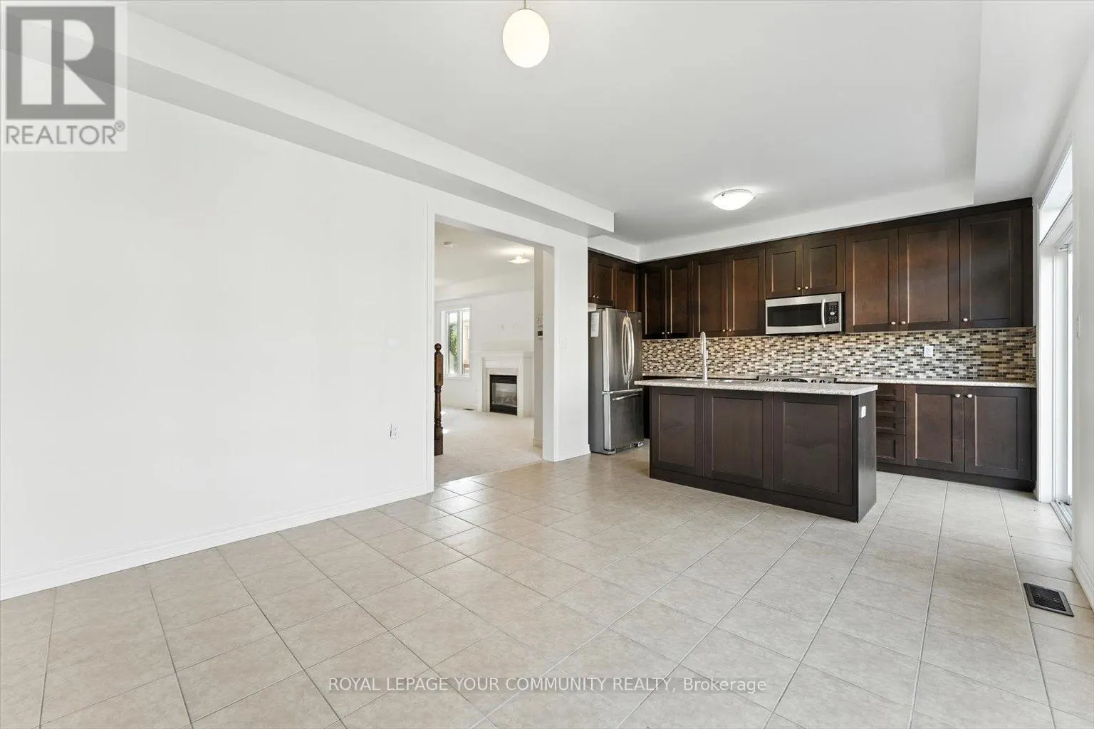 23 LUCIDA COURT