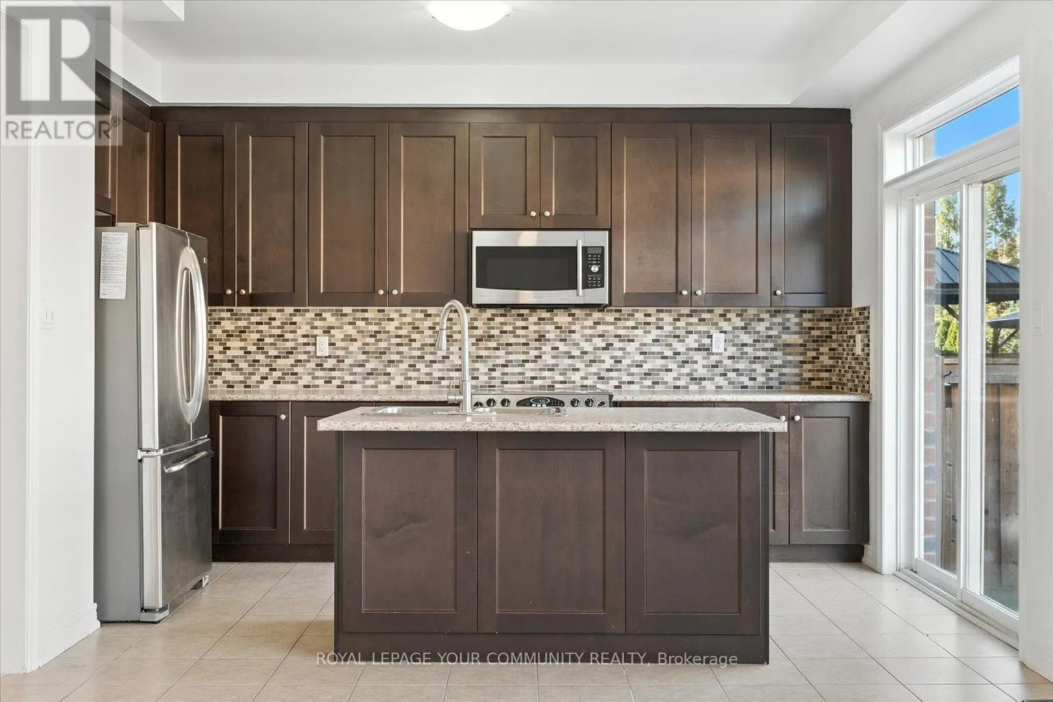 23 LUCIDA COURT