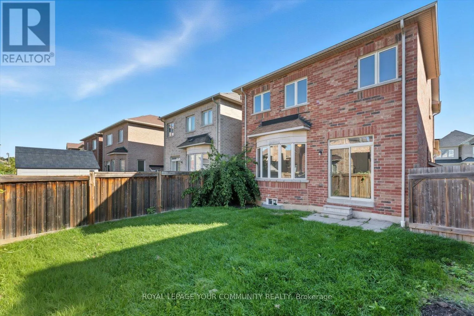 23 LUCIDA COURT