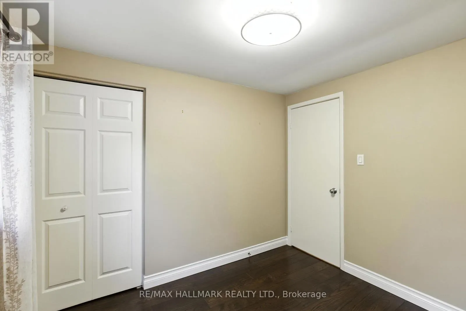 100 ELEANOR CIRCLE