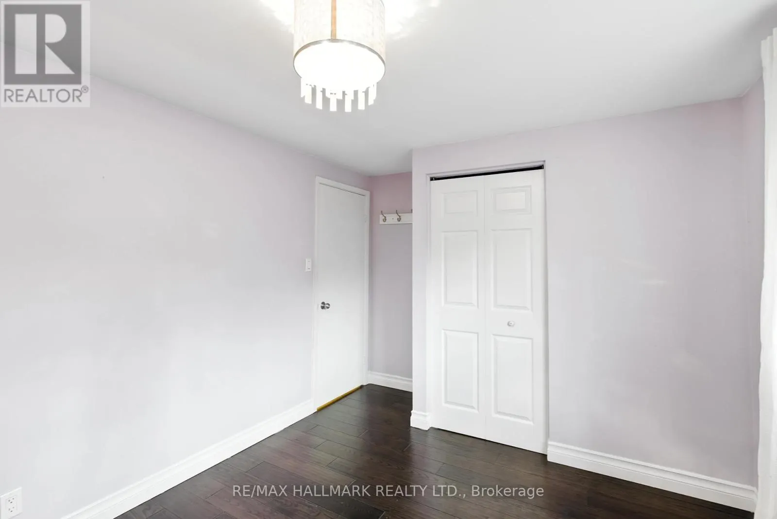 100 ELEANOR CIRCLE