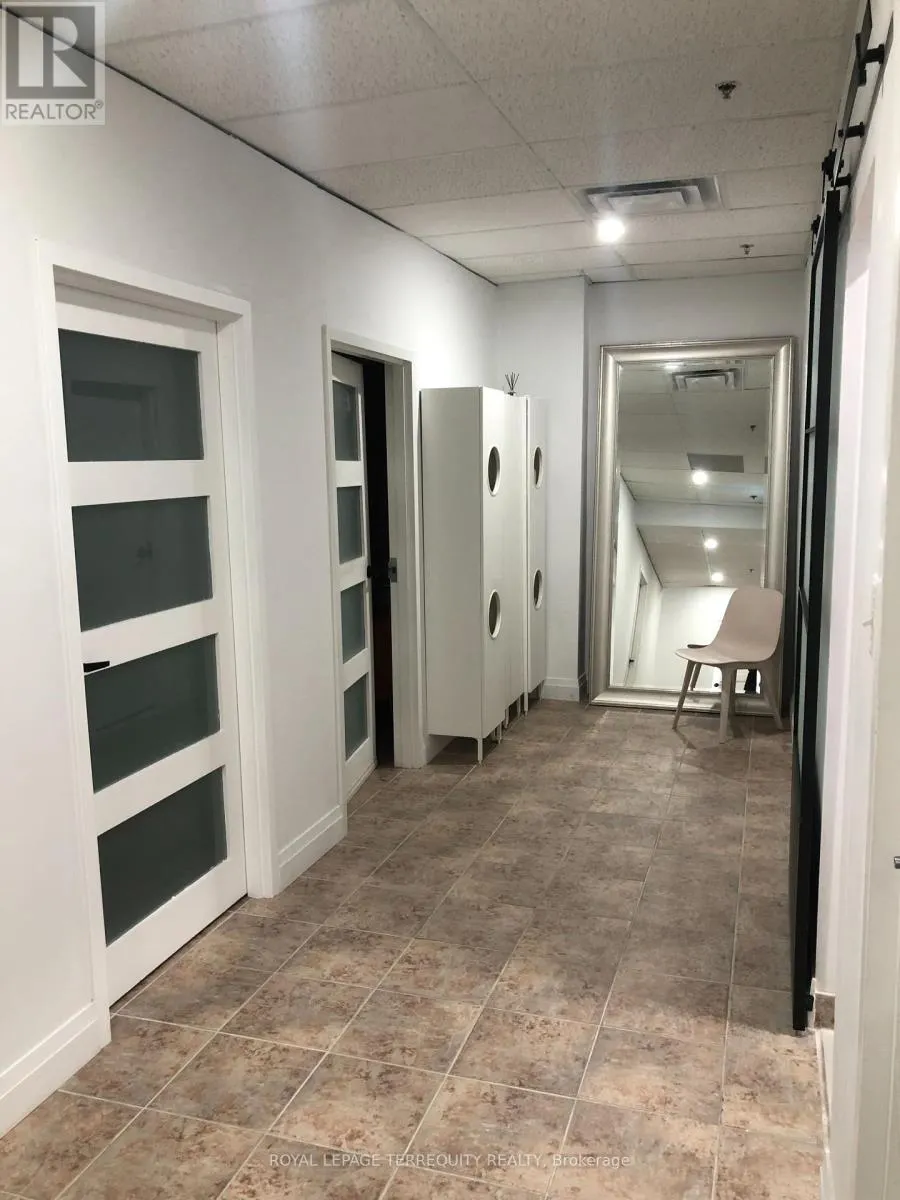 13 OFFICE 205 - 8611 WESTON ROAD