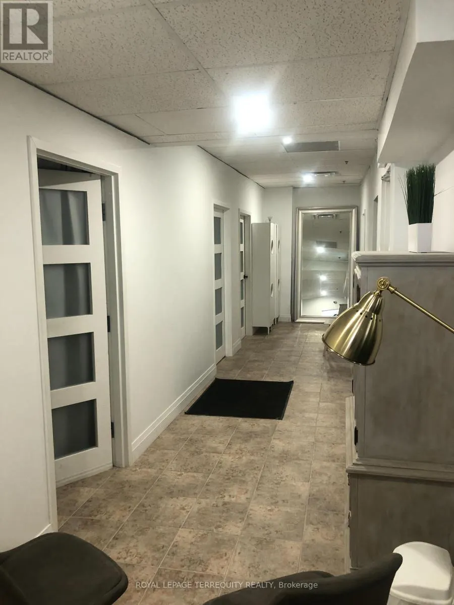 13 OFFICE 205 - 8611 WESTON ROAD
