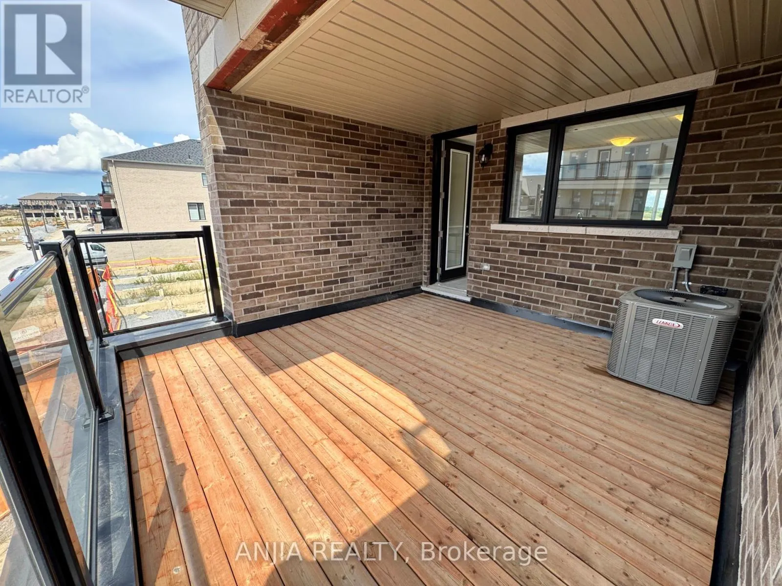 76 SELINA ROSE STREET
