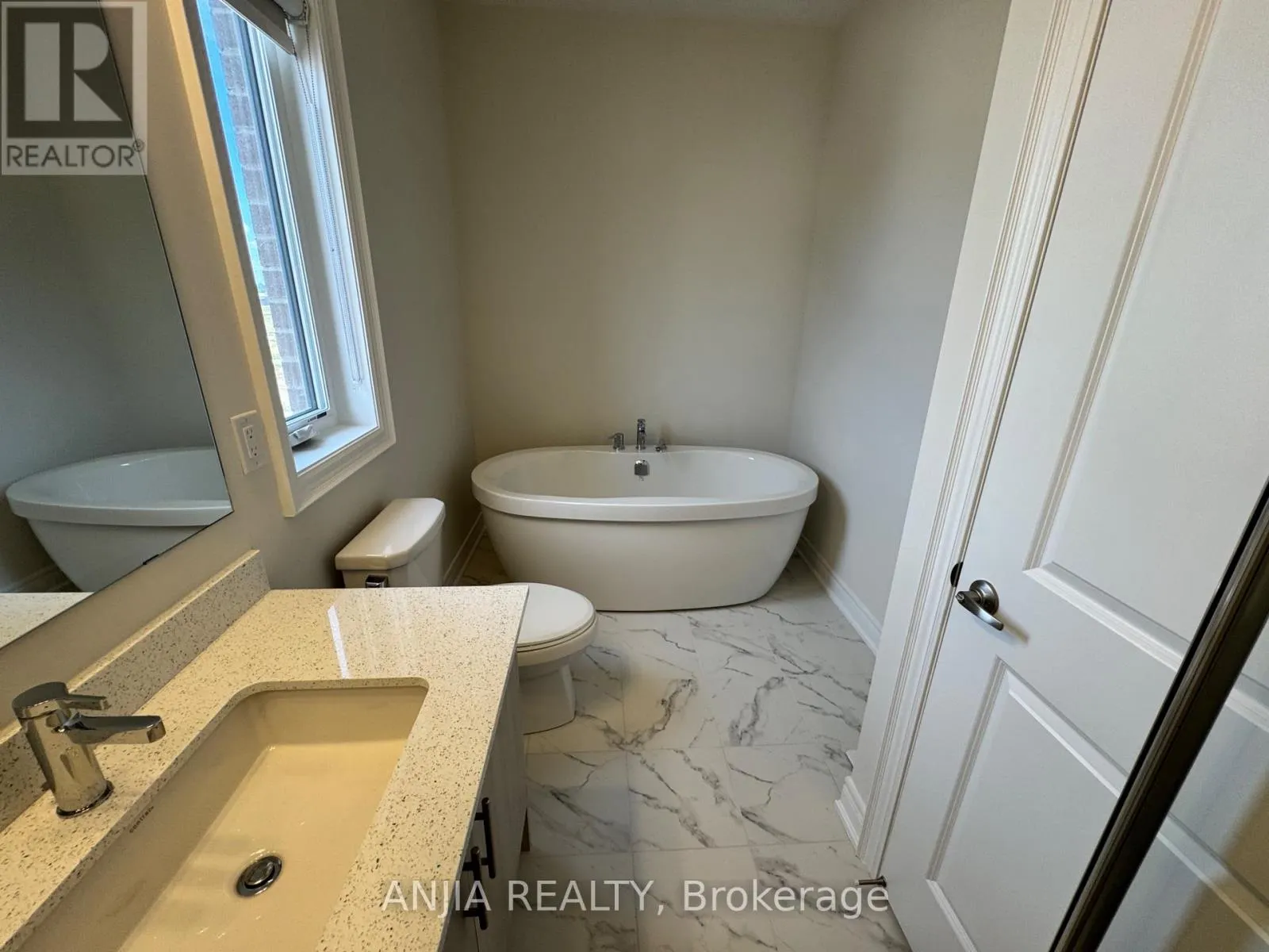 76 SELINA ROSE STREET
