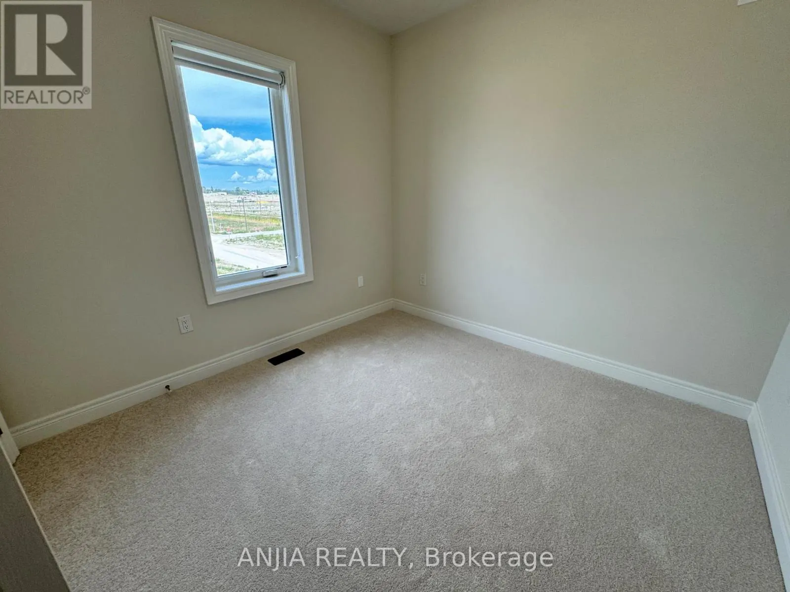 76 SELINA ROSE STREET