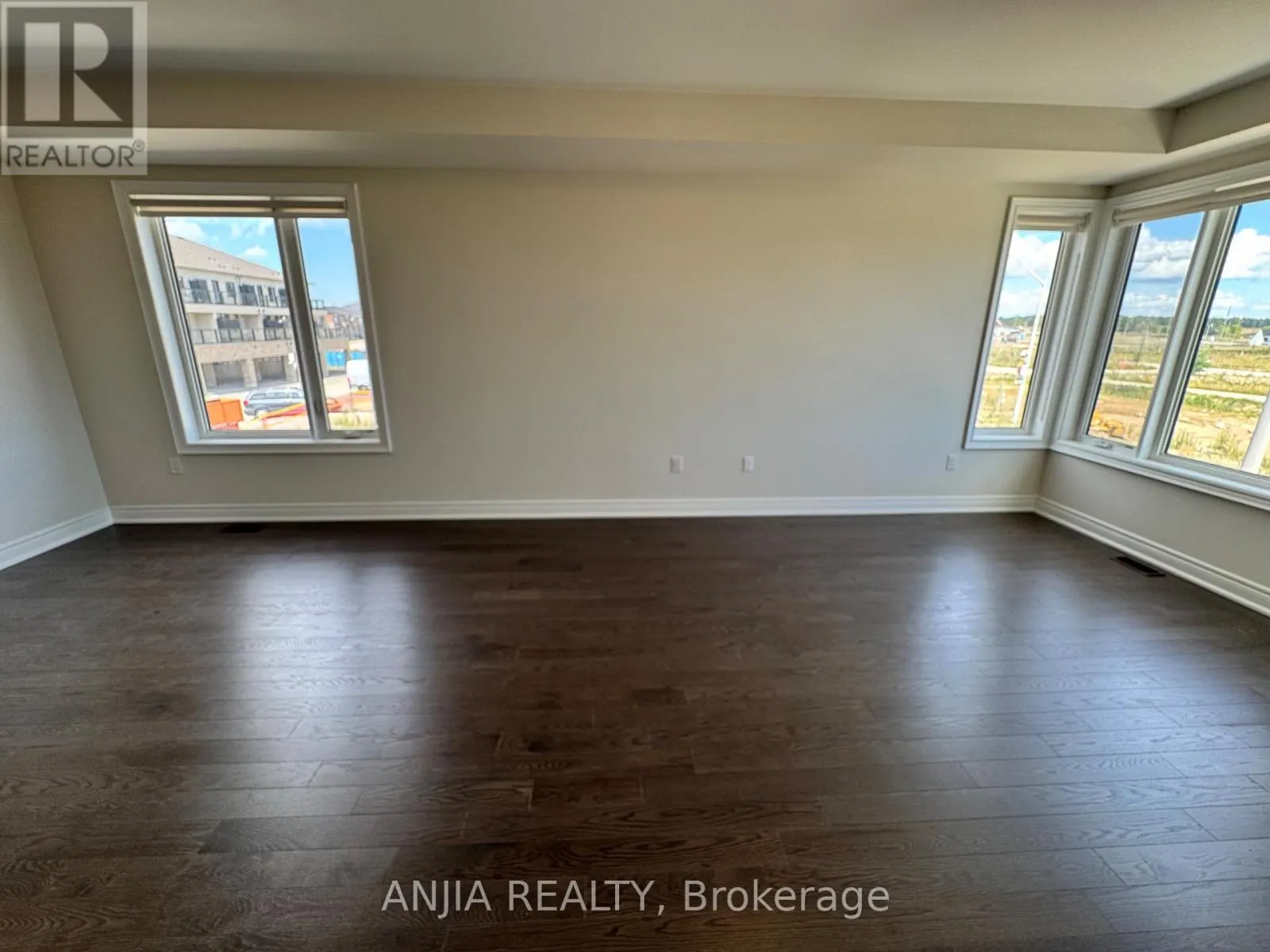 76 SELINA ROSE STREET