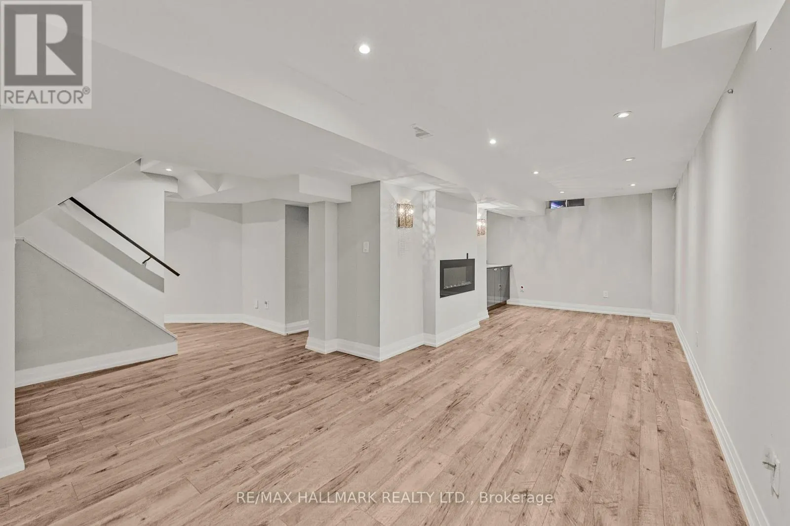 23 KINGSHILL ROAD