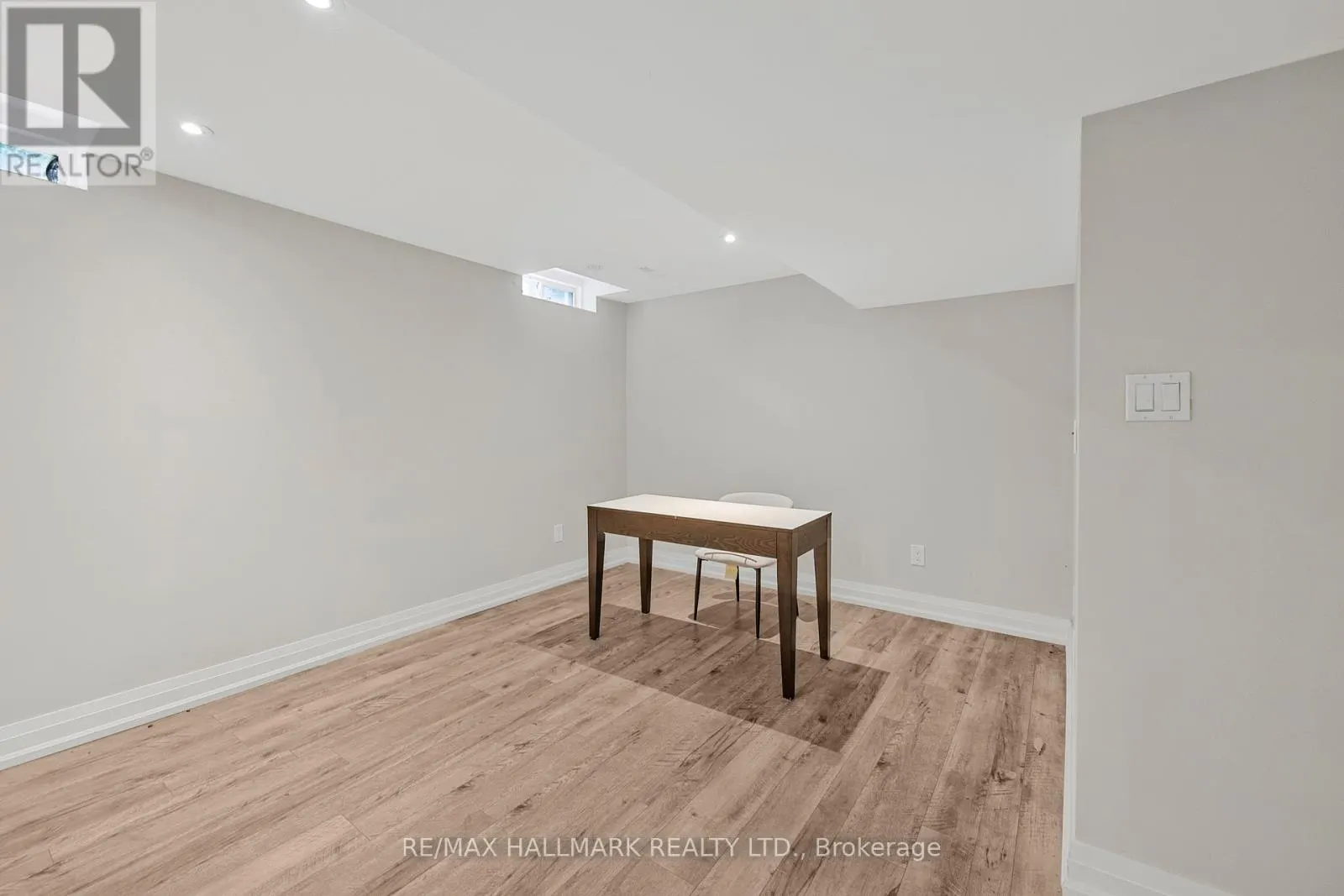 23 KINGSHILL ROAD