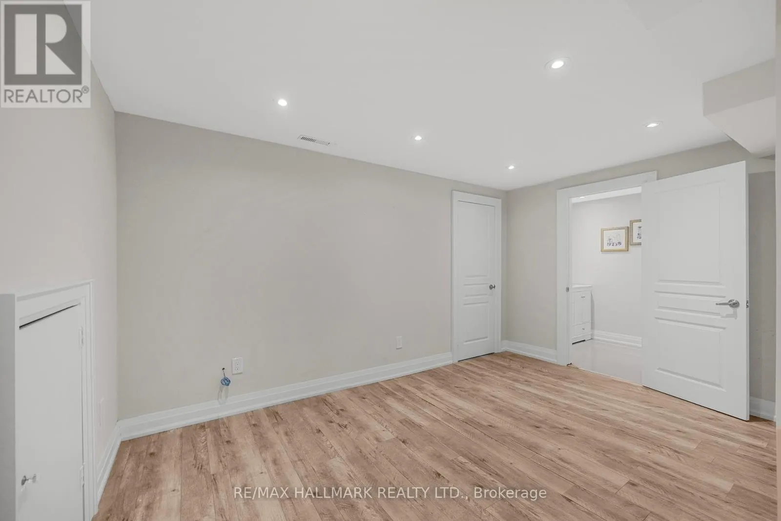 23 KINGSHILL ROAD
