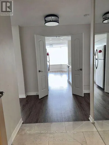 207 - 7 TOWNSGATE DRIVE