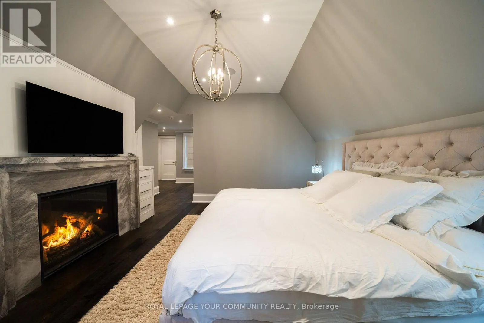 38 GALSWORTHY DRIVE