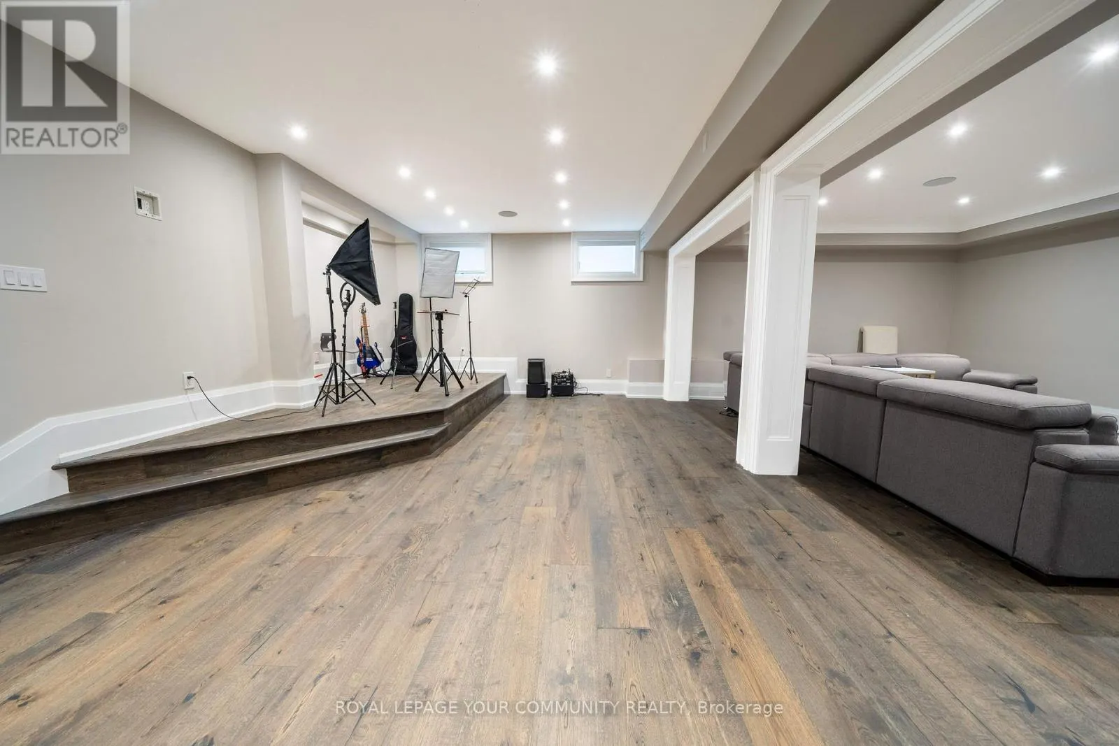 38 GALSWORTHY DRIVE