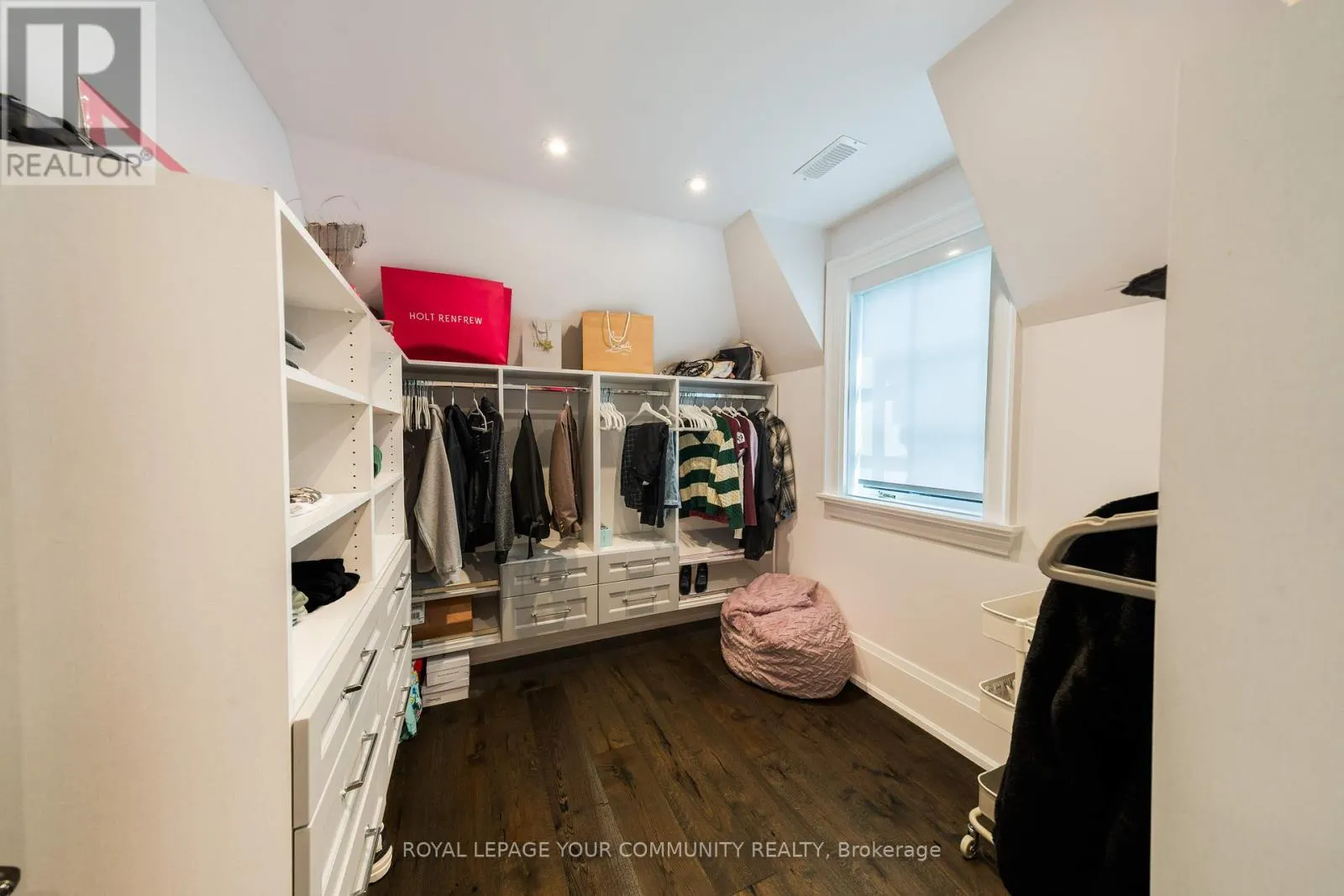 38 GALSWORTHY DRIVE