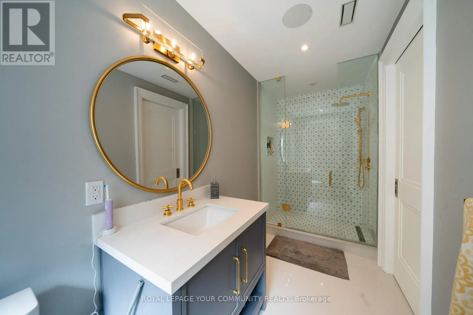 38 GALSWORTHY DRIVE