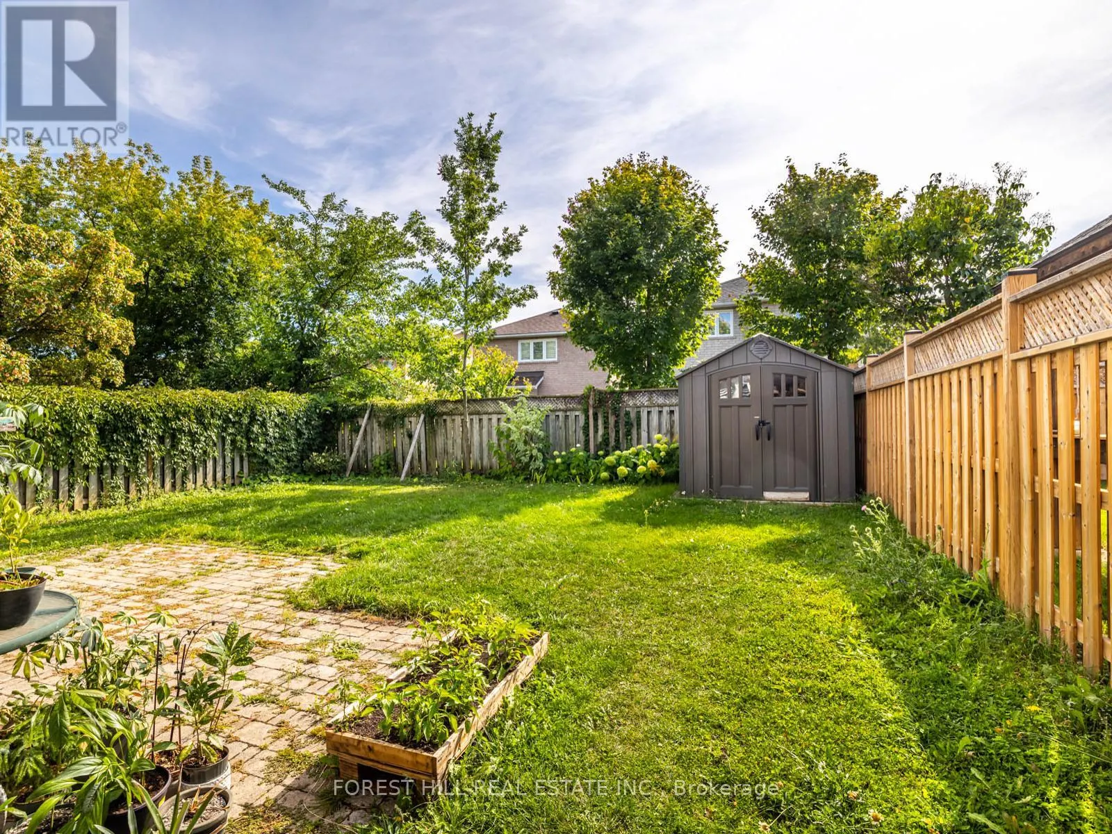 41 CEDAR SPRINGS DRIVE