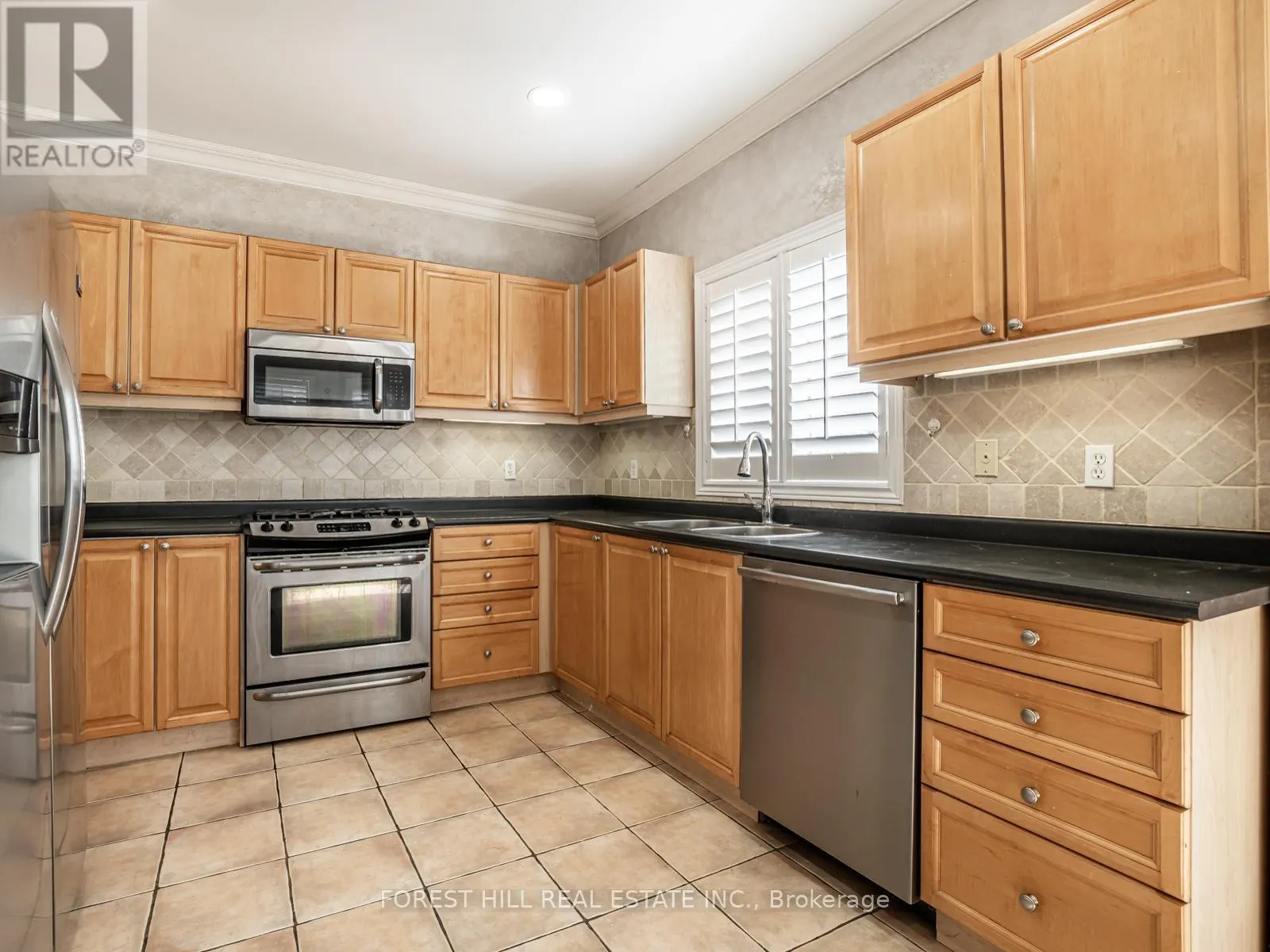 41 CEDAR SPRINGS DRIVE