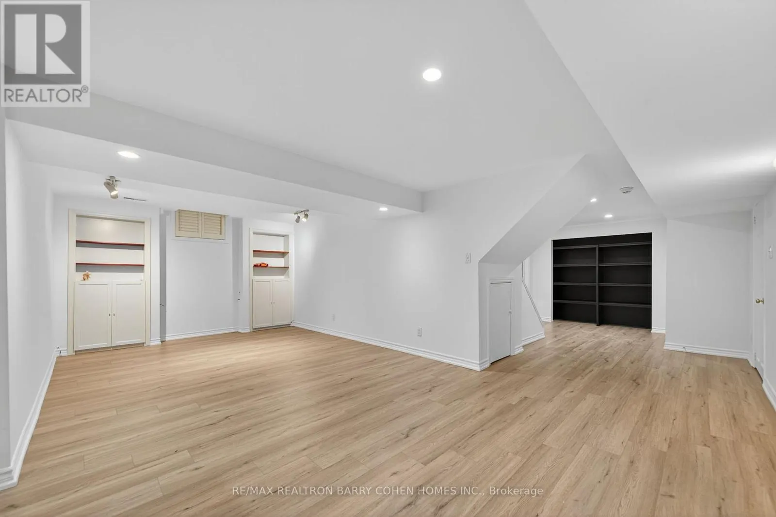 18 CRANBERRY LANE