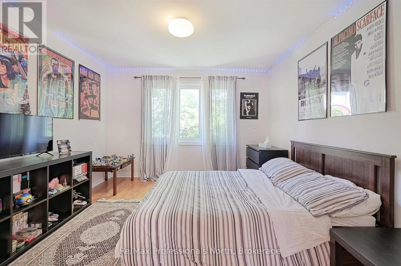 8 ELMSLEY DRIVE E