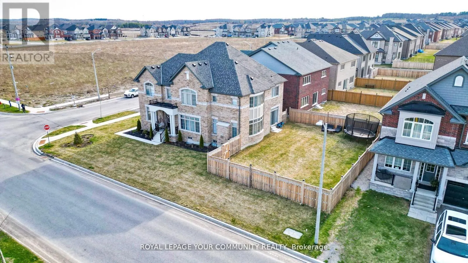 1072 WICKHAM ROAD