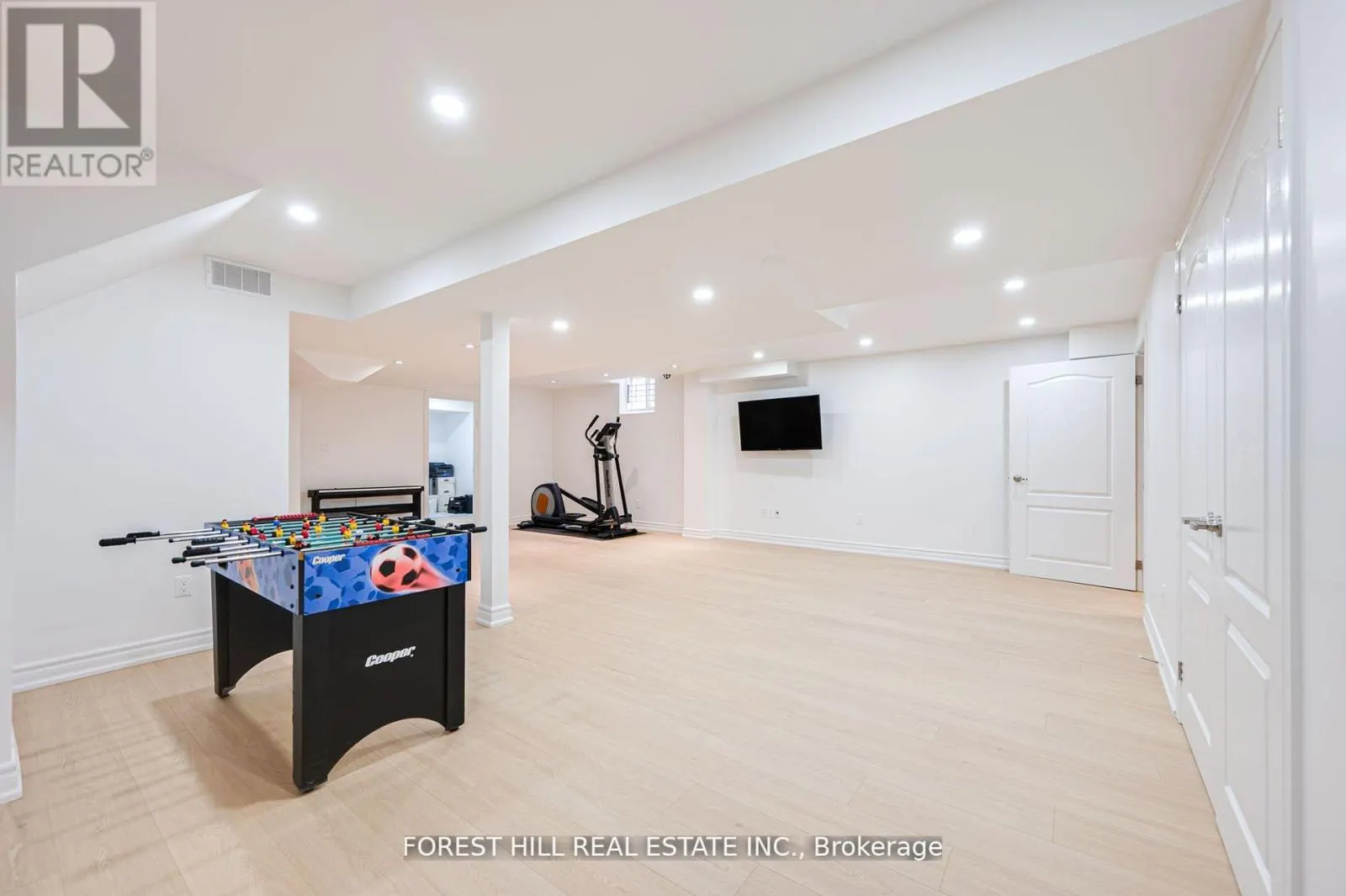 486 APPLE BLOSSOM DRIVE