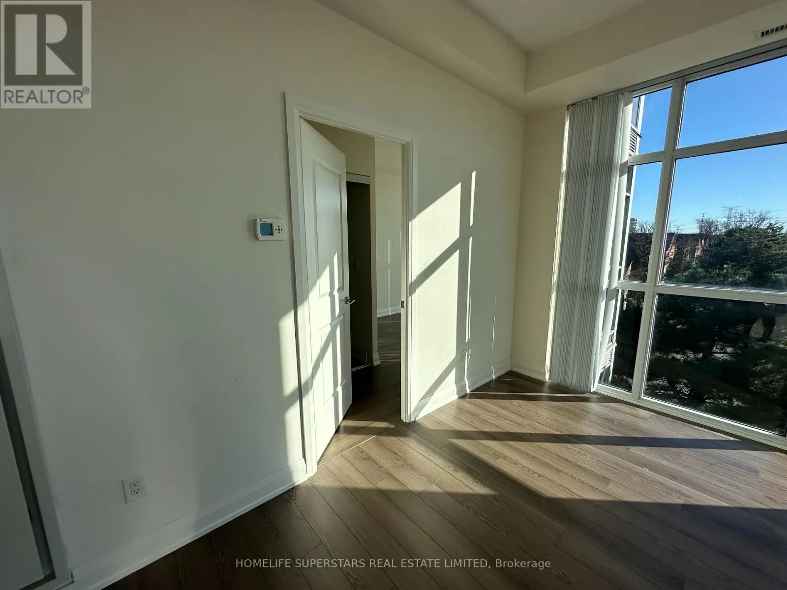 309 - 8763 BAYVIEW AVENUE