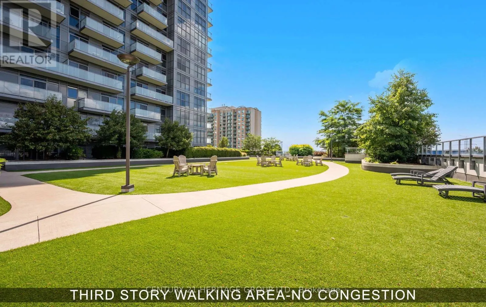 406 - 65 ONEIDA CRESCENT