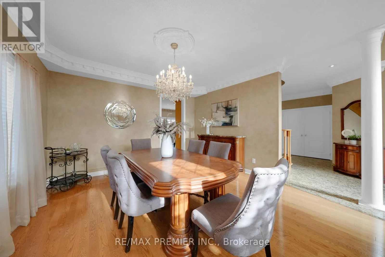 93 NOVAVIEW CRESCENT