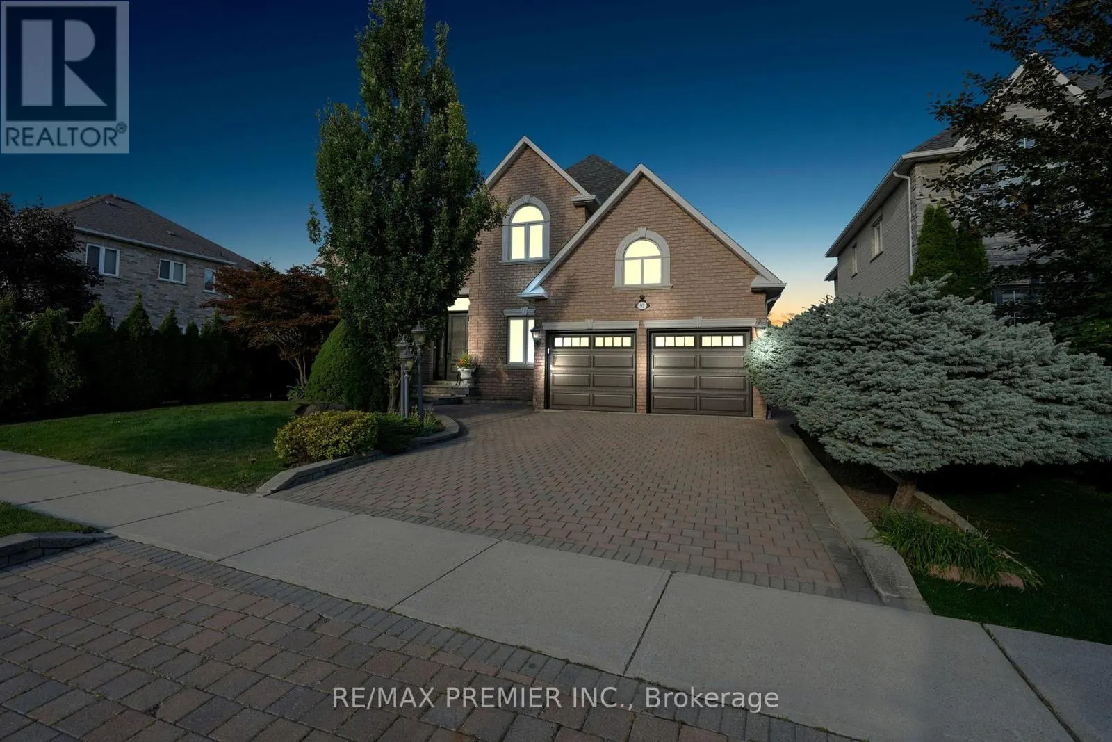 93 NOVAVIEW CRESCENT