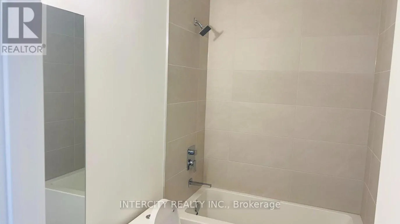 512 - 2075 KING ROAD
