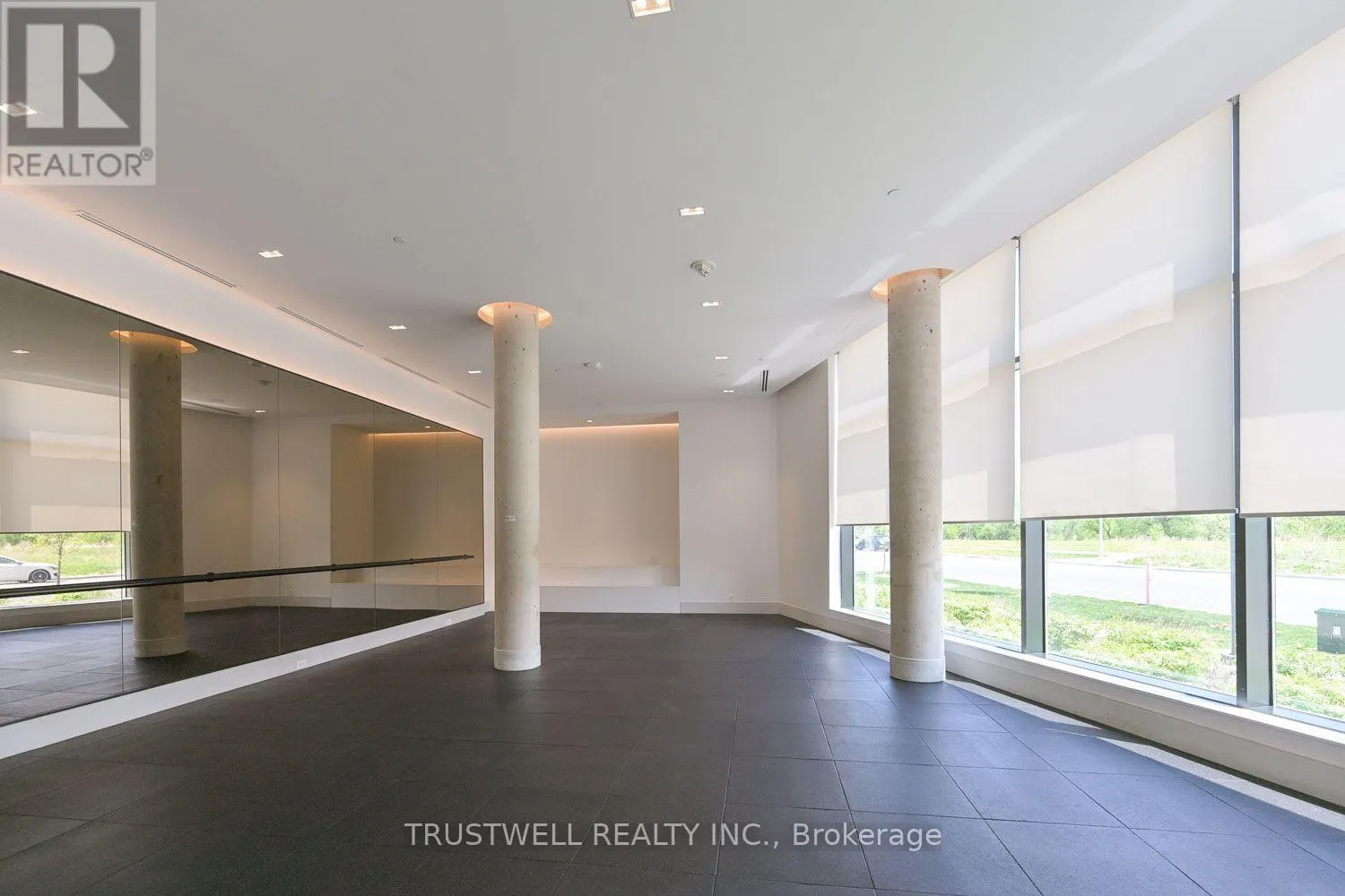 315 - 38 WATER WALK DRIVE